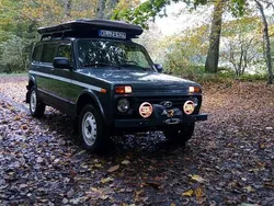 Grau Gebraucht 2021 Lada niva SUV | 14.900 €