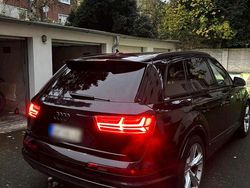 Schwarz Gebraucht 2019 Audi Q7 S-Line SUV | 45.000 €