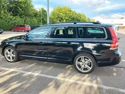 Schwarz Gebraucht 2016 Volvo V70 Kombi | 10.990 €