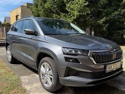 Grau Gebraucht 2024 Skoda Karoq Selection SUV | 30.135 € (Guter Preis)