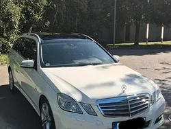 Weiß Gebraucht 2010 Mercedes E350 Avantgarde Kombi | 9.690 € (Fairer Preis)