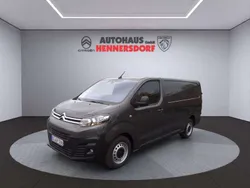 Platinumgrau metallic Neu 2024 Citroën Jumpy Van / Kleinbus | 31.480 € (Etwas zu teuer)