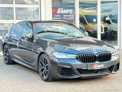 Grau Gebraucht 2023 BMW M550 Performance Limousine | 55.323 € (Superpreis)