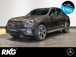 Grau Gebraucht 2024 Mercedes GLC300e AMG SUV | 71.780 € (Teuer)