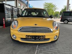 Gelb Gebraucht 2009 Mini ONE Kleinwagen | 2.450 €