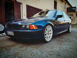 Blau Gebraucht 2000 BMW 520 Limousine | 2.950 € (Fairer Preis)