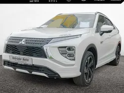 Weiß Gebraucht 2022 Mitsubishi Eclipse Cross Select SUV | 23.750 € (Fairer Preis)