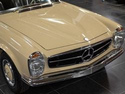 Beige Gebraucht 1970 Mercedes SL280 Cabrio | 98.900 €