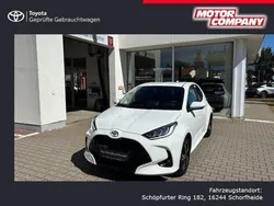 Weiß Gebraucht 2025 Toyota Yaris Hybrid Limousine | 25.300 € (Fairer Preis)