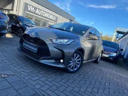 Manganbronze 6x1 Gebraucht 2023 Toyota Yaris Kleinwagen | 19.000 € (Fairer Preis)