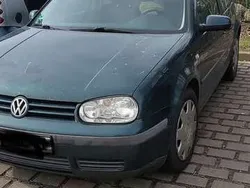 Grün Gebraucht 2000 VW Golf IV Limousine | 1.800 € (Fairer Preis)
