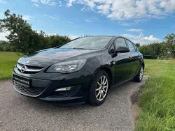 Karbonschw graphitschw midnigh Gebraucht 2013 Opel Astra Edition Limousine | 4.000 € (Guter Preis)