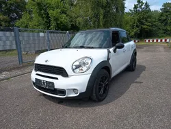 Weiß Gebraucht 2011 Mini Cooper S Countryman SUV | 9.999 € (Fairer Preis)