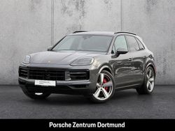 Grau Gebraucht 2024 Porsche Cayenne S SUV | 104.900 € (Fairer Preis)