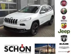 Weiß Gebraucht 2016 Jeep Cherokee Night Eagle SUV | 17.900 € (Superpreis)