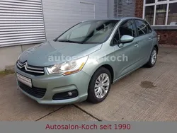 Grün Gebraucht 2012 Citroën C4 Attraction Limousine | 5.390 € (Guter Preis)