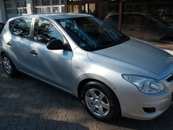 Silber Gebraucht 2008 Hyundai i30 Classic Limousine | 4.840 €