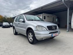Silber Gebraucht 2000 Mercedes ML270 SUV | 2.990 € (Guter Preis)