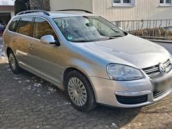 Silber Gebraucht 2009 VW Golf V Comfortline Kombi | 3.900 € (Fairer Preis)