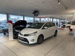 White pearl cs Gebraucht 2014 Toyota Verso Life Van / Kleinbus | 9.490 € (Etwas zu teuer)