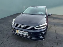 Schwarz Gebraucht 2025 VW Touran Van / Kleinbus | 45.849 €
