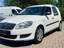 Weiß Gebraucht 2012 Skoda Roomster Kombi | 4.490 € (Fairer Preis)
