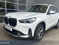 Alpinweiß uni Gebraucht 2024 BMW X1 SUV | 37.349 € (Guter Preis)
