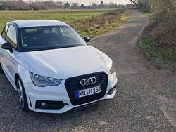 Weiß Gebraucht 2013 Audi A1 S-Line Kleinwagen | 9.300 € (Fairer Preis)
