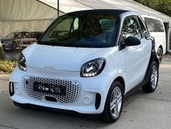 Weiß Gebraucht 2021 Smart ForTwo Electric Drive Coupé | 9.890 € (Fairer Preis)