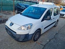 Weiß Gebraucht 2011 Peugeot Partner Access Van | 2.500 € (Guter Preis)