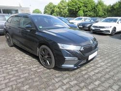 Crystalblack premium metallic Gebraucht 2021 Skoda Octavia RS Kombi | 23.988 € (Fairer Preis)