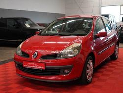 Rot Gebraucht 2006 Renault Clio II Dynamique Kleinwagen | 3.250 € (Fairer Preis)