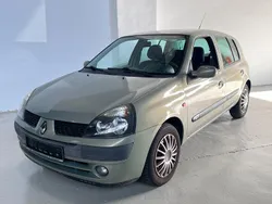 Grün Gebraucht 2001 Renault Clio II Kleinwagen | 1.499 € (Guter Preis)