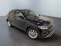 Schwarz Gebraucht 2024 VW T-Roc Edition SUV | 27.426 € (Superpreis)