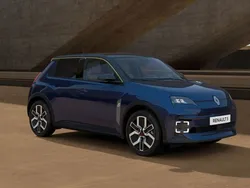 Nachtblau metallic, black pea Gebraucht 2025 Renault R5 Komfort Kleinwagen | 31.999 € (Fairer Preis)