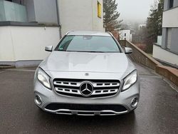 Silber Gebraucht 2017 Mercedes GLA200 SUV | 16.400 € (Etwas zu teuer)