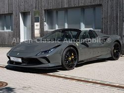 Grau Gebraucht 2023 Ferrari F8 Cabrio | 389.900 €