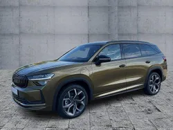 Gold Neu 2025 Skoda Kodiaq SportLine SUV | 50.470 € (Fairer Preis)