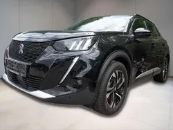 Schwarz Gebraucht 2021 Peugeot e-2008 GTi SUV | 20.190 € (Fairer Preis)