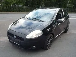 Schwarz Gebraucht 2007 Fiat Grande Punto Active Kleinwagen | 1.999 € (Etwas zu teuer)