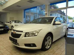 Weiß Gebraucht 2011 Chevrolet Cruze LTZ Kleinwagen | 3.370 € (Superpreis)