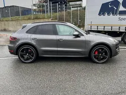 Grau Gebraucht 2015 Porsche Macan Turbo SUV | 31.999 € (Superpreis)