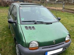 Grün Gebraucht 1998 Renault Twingo Kleinwagen | 800 € (Superpreis)