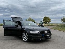 Schwarz Gebraucht 2014 Audi A4 S-Line Kombi | 11.600 € (Etwas zu teuer)