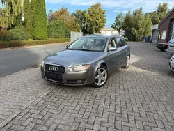 Silber Gebraucht 2006 Audi A4 Kombi | 3.600 € (Fairer Preis)