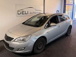 Silber Gebraucht 2011 Opel Astra Design Edition Kombi | 3.290 € (Superpreis)