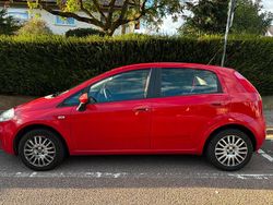 Rot Gebraucht 2009 Fiat Punto Kombi | 2.300 € (Fairer Preis)