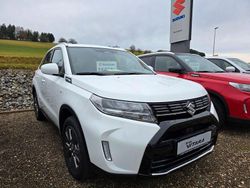 Weiß Neu 2025 Suzuki Vitara Comfort SUV | 28.650 € (Etwas zu teuer)