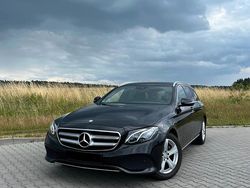 Schwarz Gebraucht 2016 Mercedes E220 Avantgarde Kombi | 22.000 € (Etwas zu teuer)