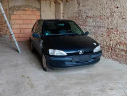 Schwarz Gebraucht 2003 Peugeot 106 Kleinwagen | 450 € (Superpreis)